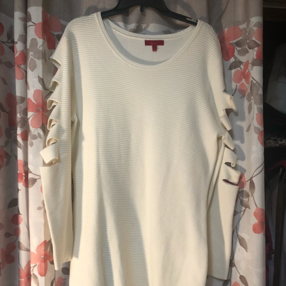 Jennifer Lopez white cutout sleeve sweater dress. Size XL